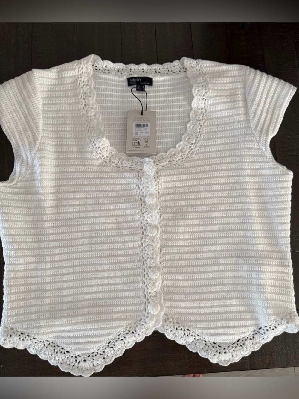 Nobody’s Child White Crocheted Cap-Sleeve Knit Top size Medium